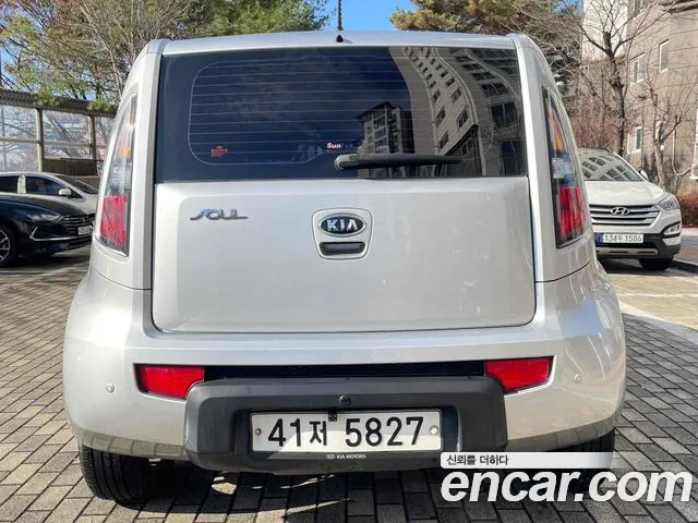 Kia Soul 2010 thumb 6