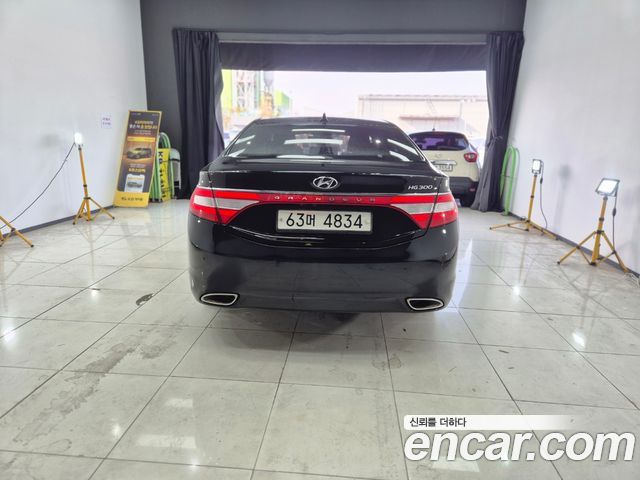 Hyundai Grandeur 2014 thumb 5