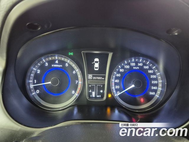 Hyundai Grandeur 2014 thumb 12
