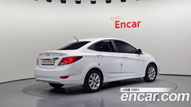 Hyundai Accent 2016 thumb 3