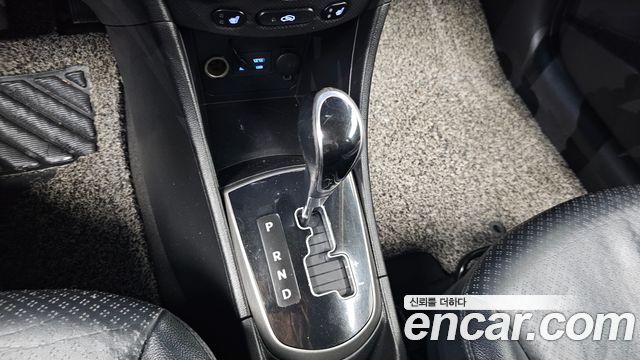 Hyundai Accent 2016 thumb 9