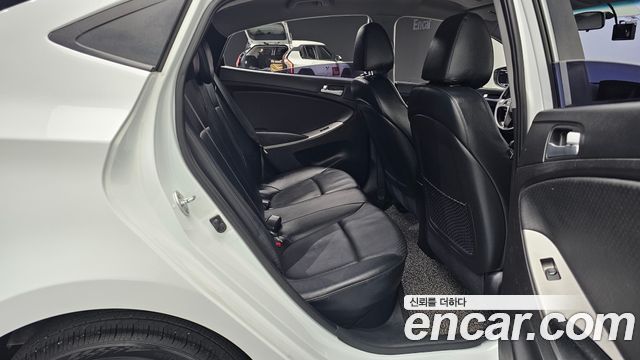 Hyundai Accent 2016 thumb 12
