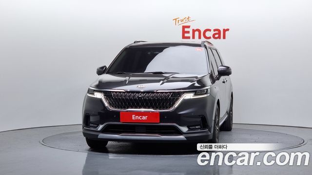 Kia Carnival 2021 thumb 4