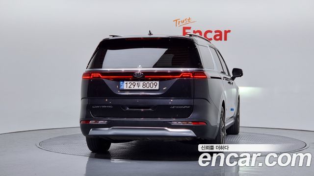 Kia Carnival 2021 thumb 5