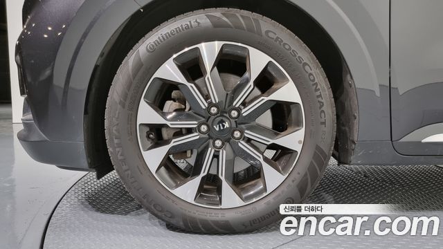 Kia Carnival 2021 thumb 6