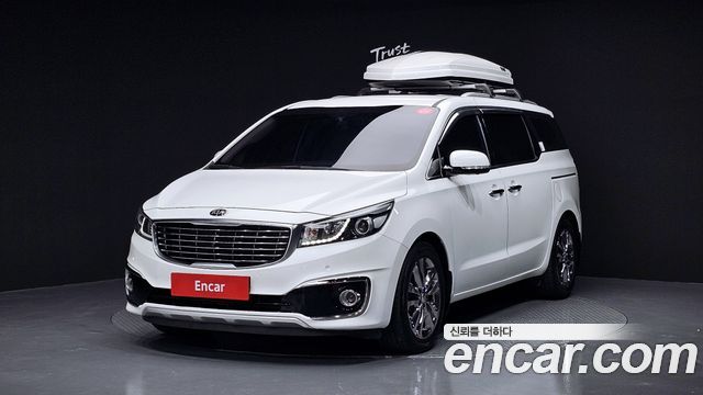 Kia Carnival 2018 thumb 2