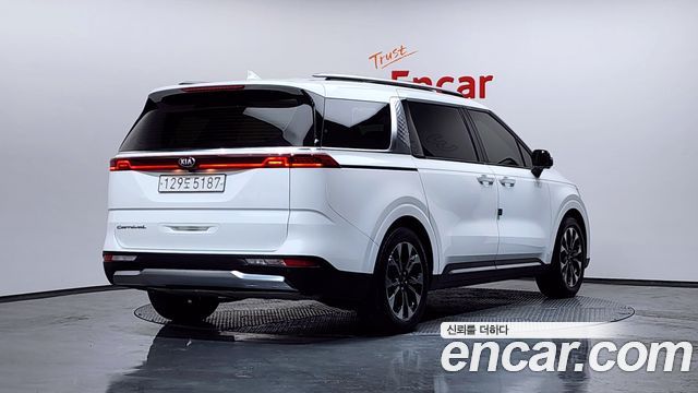 Kia Carnival 2020 thumb 3