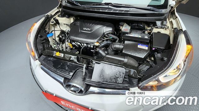 Hyundai Avante 2014 thumb 6