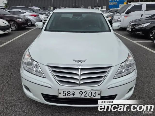 Hyundai Genesis 2010 thumb 3