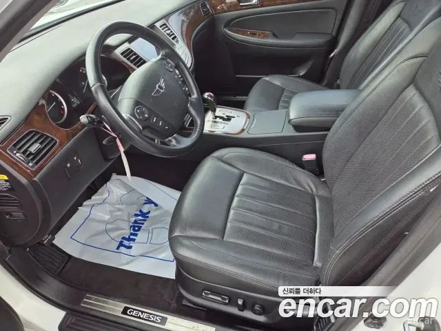 Hyundai Genesis 2010 thumb 7