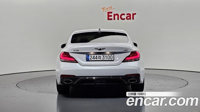 Genesis G70 2018 thumb 5