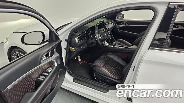 Genesis G70 2018 thumb 12