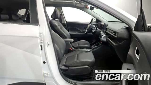 Hyundai Kona 2023 thumb 2