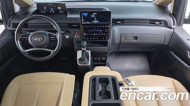 Hyundai Staria 2023 thumb 7