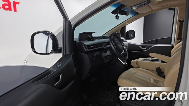 Hyundai Staria 2023 thumb 12