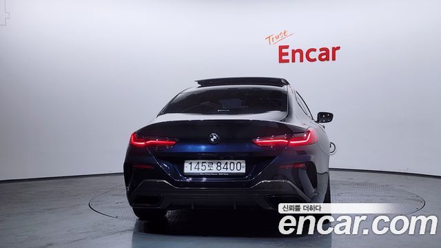 BMW 8 серии 2022 thumb 5