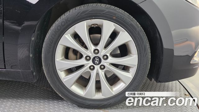 Hyundai Grandeur 2011 thumb 6