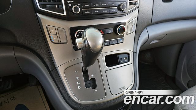 Hyundai Starex 2019 thumb 9