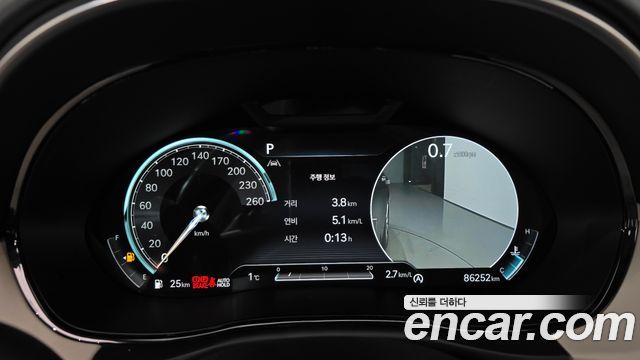 Genesis GV70 2021 thumb 8
