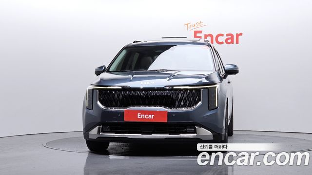 Kia Carnival 2024 thumb 4