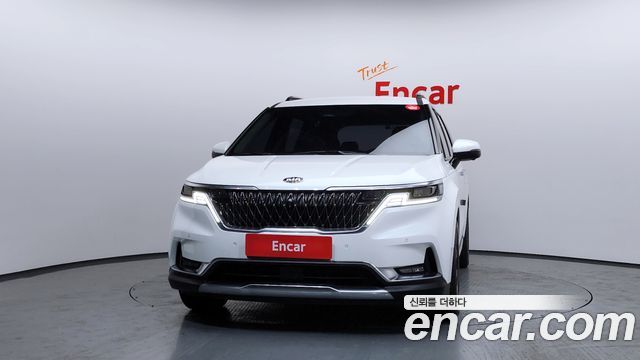 Kia Carnival 2021 thumb 4
