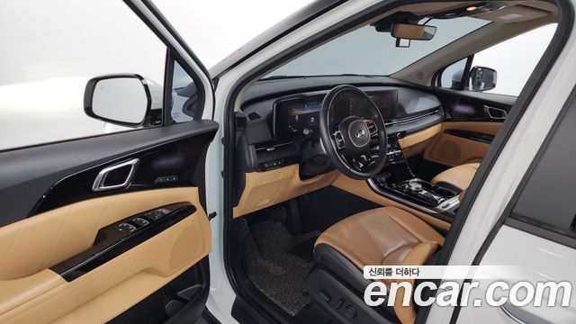 Kia Carnival 2021 thumb 11