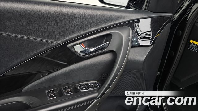 Hyundai Grandeur 2016 thumb 12