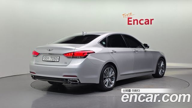 Genesis G80 2017 thumb 3