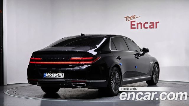 Genesis G90 2019 thumb 3