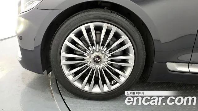 Kia K9 2019 thumb 6