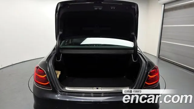 Kia K9 2019 thumb 12