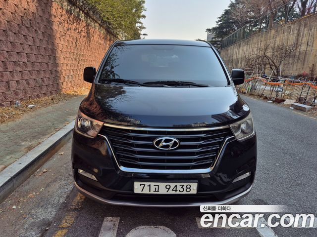 Hyundai Starex 2019 thumb 2