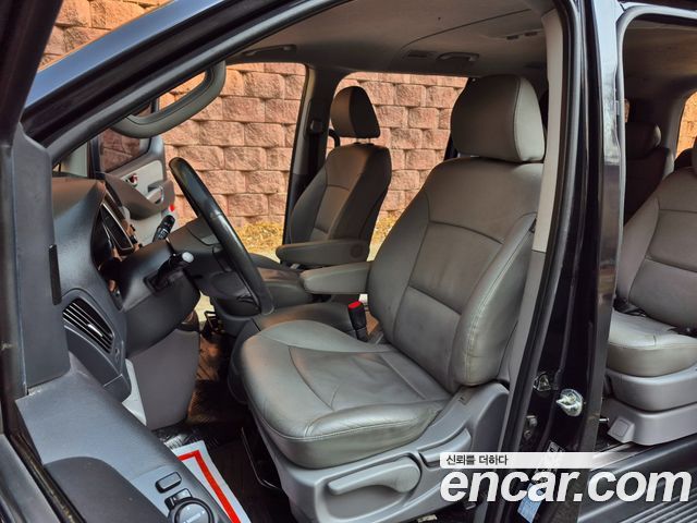 Hyundai Starex 2019 thumb 9