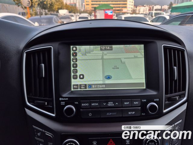 Hyundai Starex 2019 thumb 10