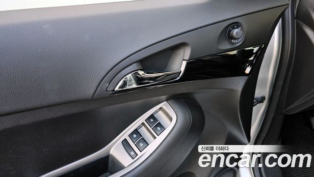 Chevrolet Orlando 2012 thumb 11