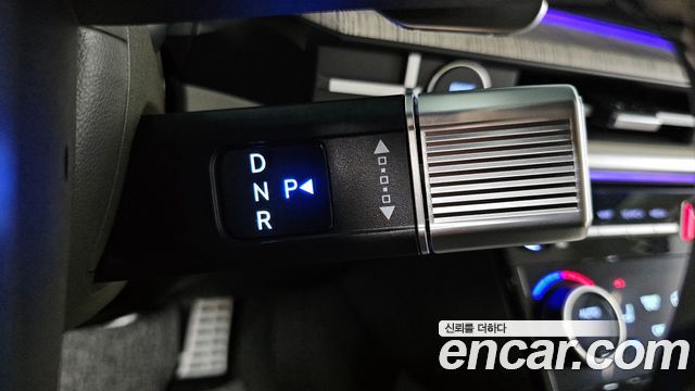 Hyundai Santa Fe 2023 thumb 9