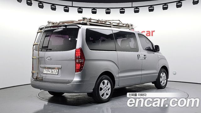 Hyundai Starex 2016 thumb 3