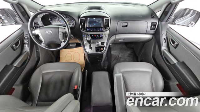 Hyundai Starex 2016 thumb 8