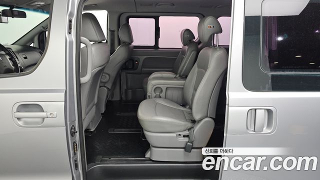 Hyundai Starex 2016 thumb 12