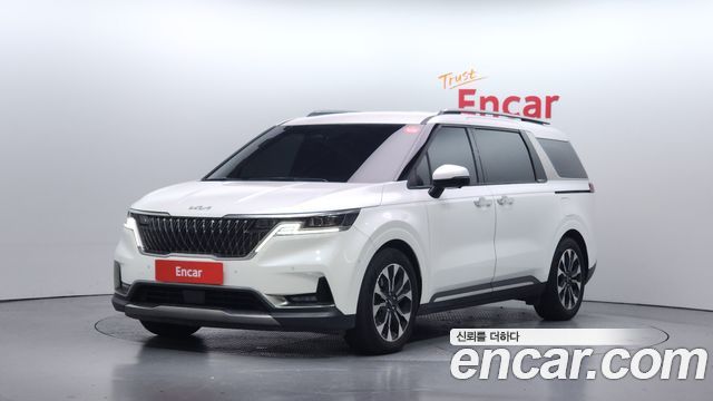 Kia Carnival 2023 thumb 2