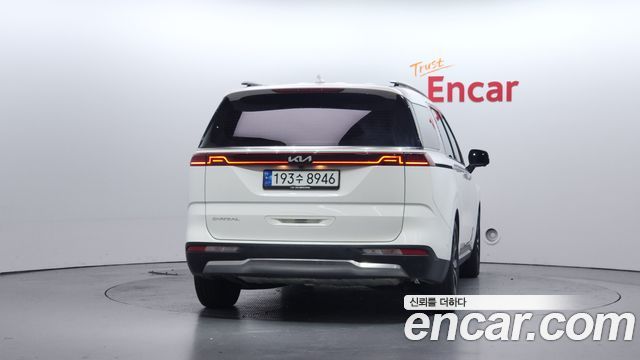 Kia Carnival 2023 thumb 5