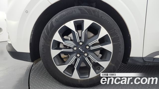 Kia Carnival 2023 thumb 6