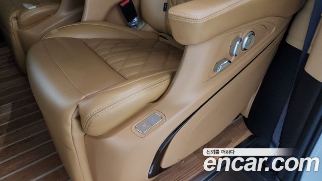 Kia Carnival 2023 thumb 12
