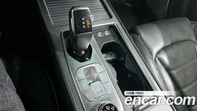 SsangYong Rexton 2021 thumb 10