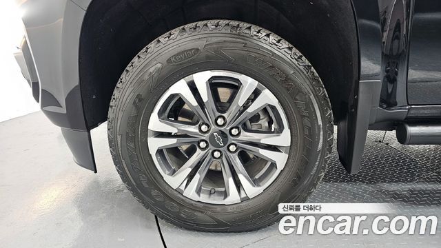 Chevrolet Colorado 2022 thumb 6