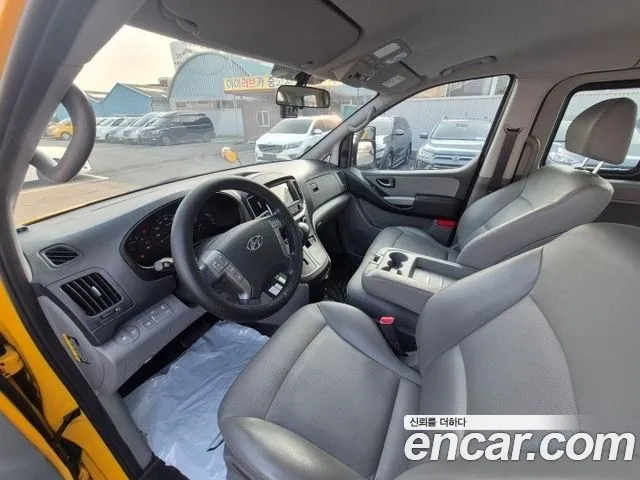 Hyundai Starex 2021 thumb 8