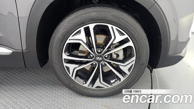 Hyundai Santa Fe 2019 thumb 6