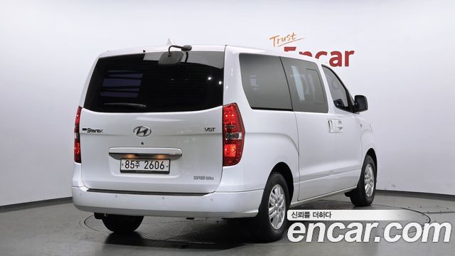Hyundai Starex 2018 thumb 3