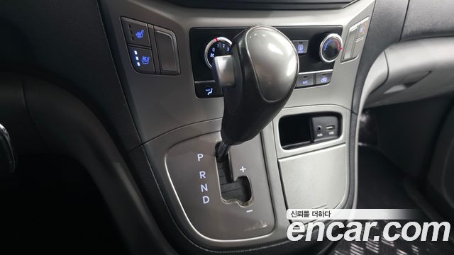 Hyundai Starex 2018 thumb 10