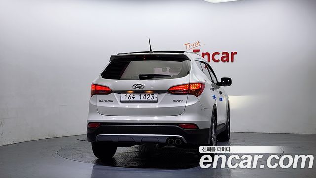 Hyundai Santa Fe 2013 thumb 5